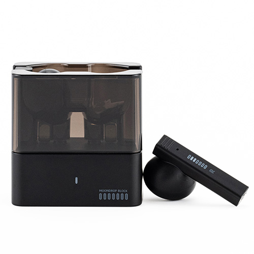 Moondrop Block true wireless earbuds Moondrop Block true wireless flathead earbuds with charging case