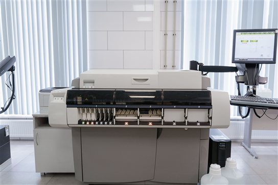 Printer connected to a computer similar to the Canon PIXMA E400 setup Printer connected to a computer similar to the Canon PIXMA E400 setup
