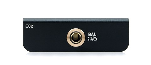 Close-up of the Cayin E02 module balanced headphone output jack Close-up of the Cayin E02 module balanced headphone output jack