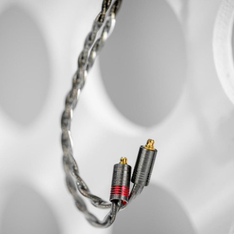 DUNU Zen Pro cable connector and plug detail