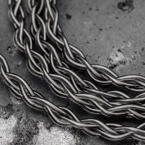 Close-up of the braided Litz conductors inside the DUNU DUW-02S cable