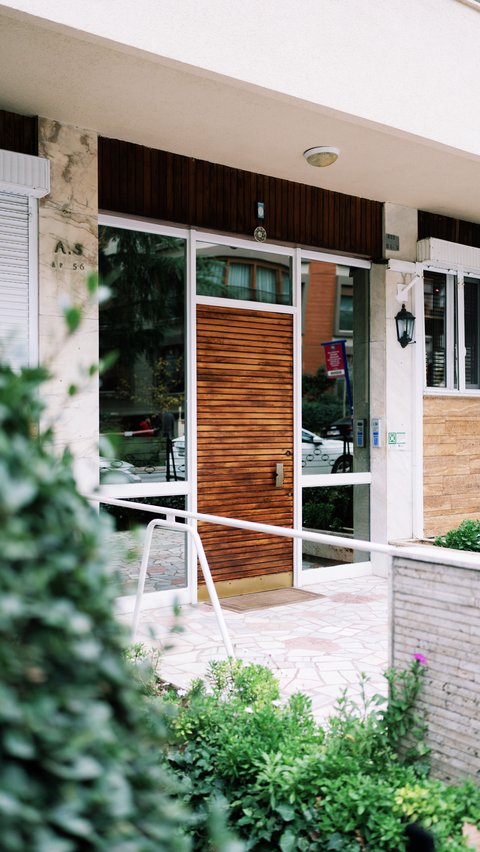 Apartment front door suitable for EZVIZ Y2000 smart lock installation Apartment front door suitable for EZVIZ Y2000 smart lock installation