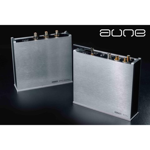 Aune GTS1 car audio player next to GTC1 clock unit Aune GTS1 car audio player next to GTC1 clock unit