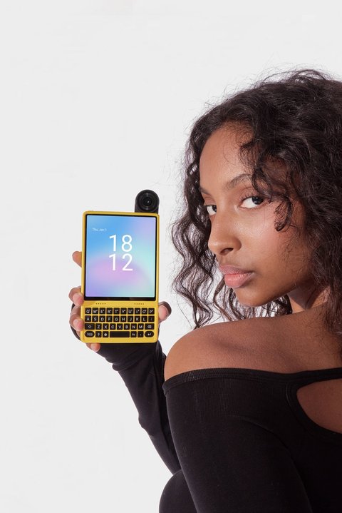 IKKO MindOne compact AI phone shown from the front with its square display IKKO MindOne compact AI phone shown from the front with its square display