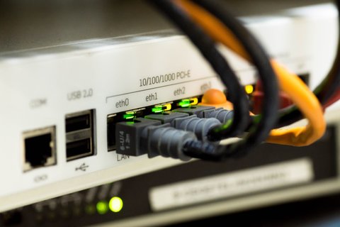 Ethernet ports on a network device similar to how the Reolink AI Box connects to a router Ethernet ports on a network device similar to how the Reolink AI Box connects to a router