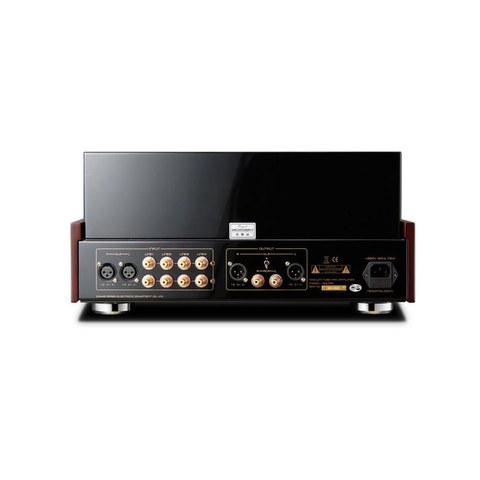 Cayin Soul 170C preamplifier rear input and output panel Cayin Soul 170C preamplifier rear input and output panel