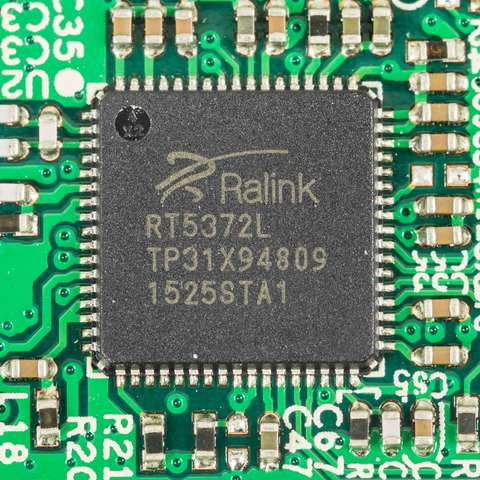 Wireless network adapter chip and antenna connection on a small USB circuit board Wireless network adapter chip and antenna connection on a small USB circuit board