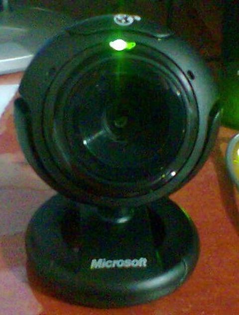 Microsoft LifeCam VX-1000 compact USB webcam Microsoft LifeCam VX-1000 compact USB webcam