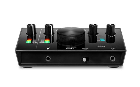 M-Audio AIR 192 4 USB audio interface front panel with gain knobs and clip lights M-Audio AIR 192 4 USB audio interface front panel with gain knobs and clip lights